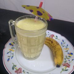 A picture of Haldi Banana milkshake.