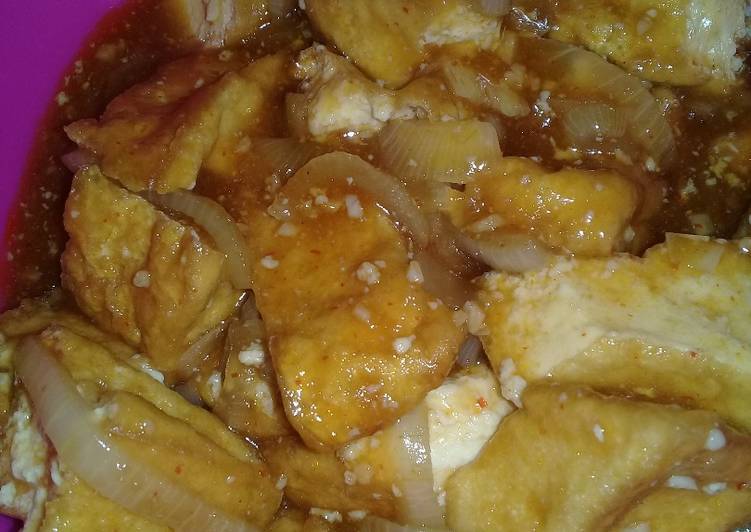 Tahu coklat pedas manis