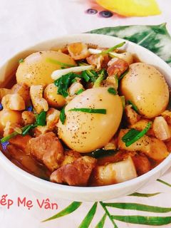 Hình của món Thịt kho hột vịt.