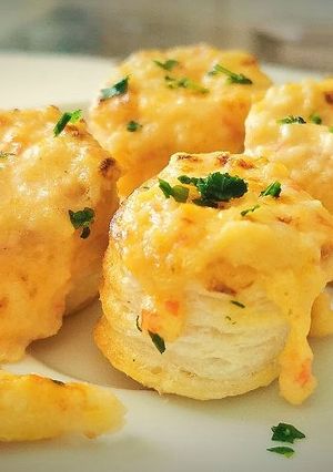 Una foto de Volován o "Vol au vent" de Merluza y Surimi