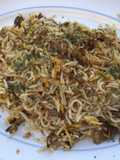 Nouilles japonaises sautées aux champignons, courgettes et épices