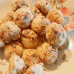 A picture of Healthy cookies filled with nuts, seeds, coconut and banana. 🤗.