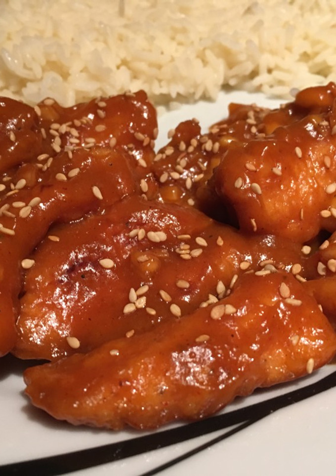 Una foto de Pollo al estilo General Tso