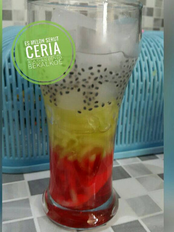 Bagaimana Menyiapkan Es Melon Serut Ceriaa😍 Ekonomis