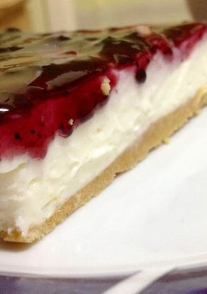صورة لوصفة طريقة عمل تشيز كيك بالمربى التوت