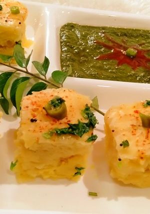 ઇન્સ્ટન્ટ નાયલોન ખમણ =INSTANT NAYLON KHAMAN in Gujarati ) રેસીપી મુખ્ય ફોટો
