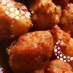 A picture of Sooji pakoda.