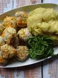 Almôndegas de peru com puré de batata doce e legumes salteados