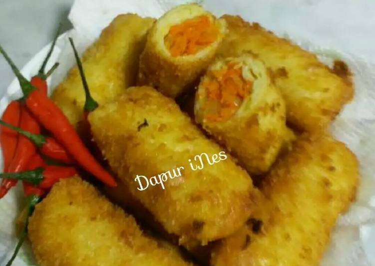 Risoles isi kentang wortel