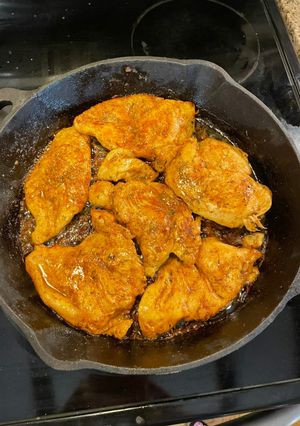 A picture of Juicy Oven Baked Chicken Breast.