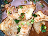 Pangsit kuah pedas