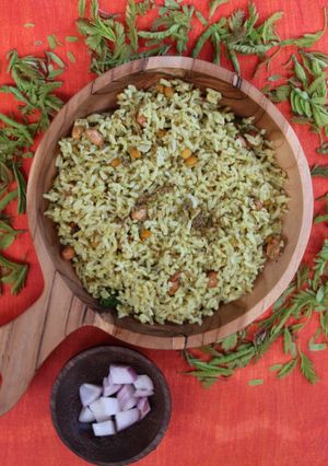 A picture of Tamarind leaves rice.