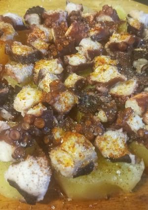 Una foto de Pulpo a la gallega. Desde Perú