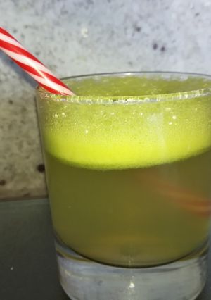 Una foto de Zumo digestivo de manzana