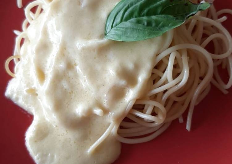 Steps to Make Super Quick Homemade White Cream Pasta