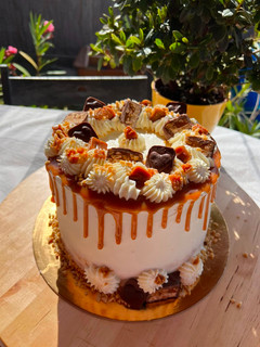 Sós karamell torta recept fotója