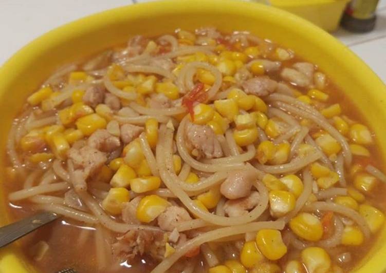 Spaghetti kuah asam manis