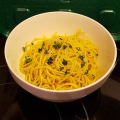 A picture of Lemon/Garlic/Thyme Pasta.