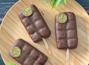 صورة لوصفة كيك بوبس بالشوكولاتة 🤎🍫 Chocolate Cakesicles