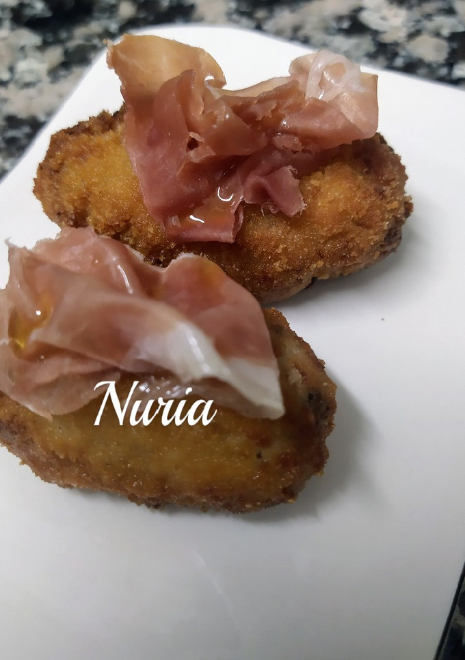 Una foto de Croquetas de pollo y jamón