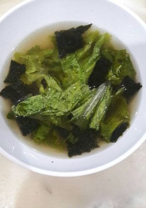 Foto resep soup nori daun salad