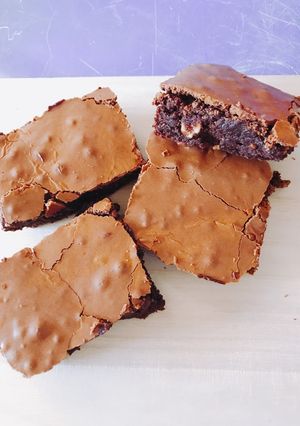 รูปของ Dark Chocolate Walnut Brownie:บราวนี่วอลนัท
