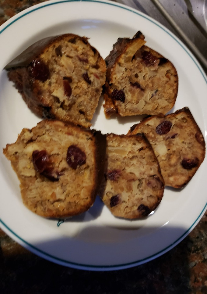 Una foto de Budín de frutas secas low carb