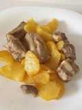 Costillejas con patatas al ajo cabañil