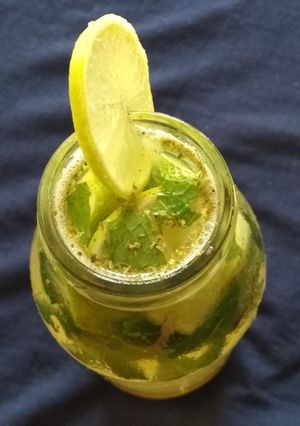 পাতিলেবু মিন্ট মকটেল (patilebu mint mocktail recipe in Bengali) রেসিপির প্রধান ছবি