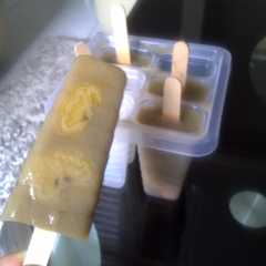 A picture of ice jelly kolak pisang yogurt.