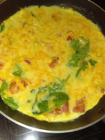 Recipe Spinach, tomato &amp; cheese omelette! the Perfect Perfect