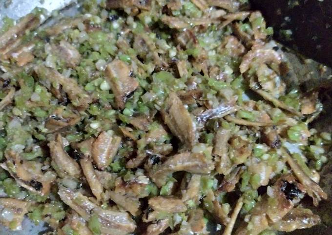 Cara Bikin Sambal Teri Cabe Hijau Wajib Dicoba