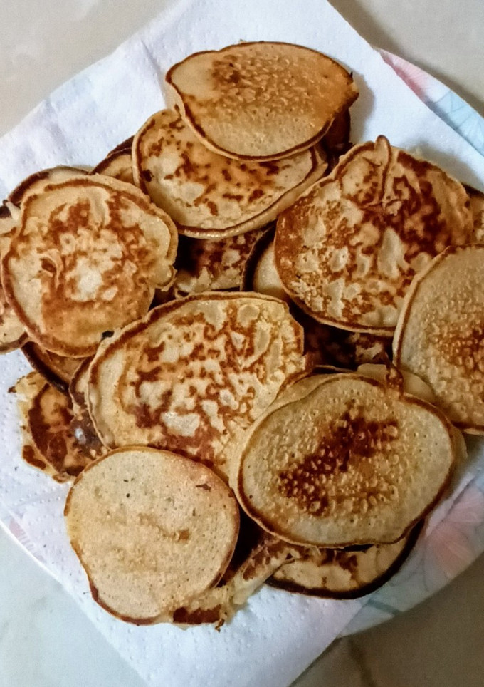 Una foto de Blinis de plátano