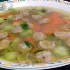 A picture of Sayur Bakso Oyong.