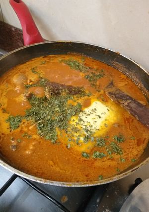 A picture of Butter chicken.