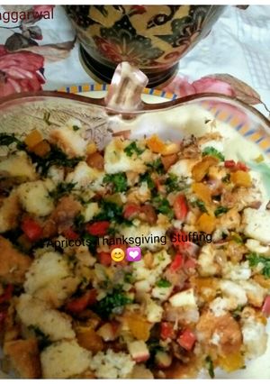 A picture of Apricots stuffing.