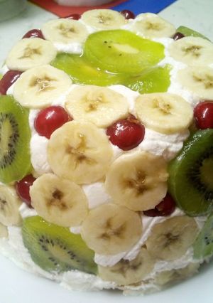 Gyümölcsös joghurttorta recept fotója