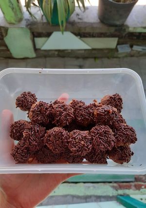 Foto resep Bola-Bola Hitam Manis