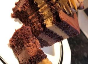 O poză a rețetei Prăjitură cu cremă de cafea☕️ și cremă de ciocolată🍫😍.