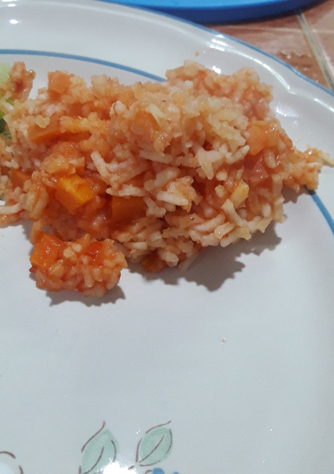 Una foto de Arroz rojo con zanahoria
