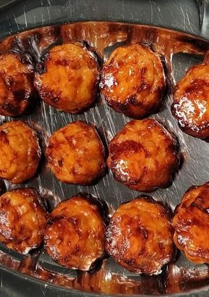 Une photo de Cannelés apéritifs au comté et chorizo