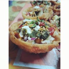 A picture of Katori chaat.