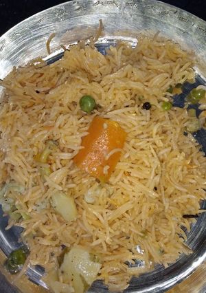 ভেজিটেবল রাইস (vegetable rice recipe in Bengali) রেসিপির প্রধান ছবি