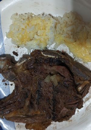 Una foto de Costillas a las brasas en la estufa