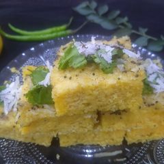 A picture of Khaman.