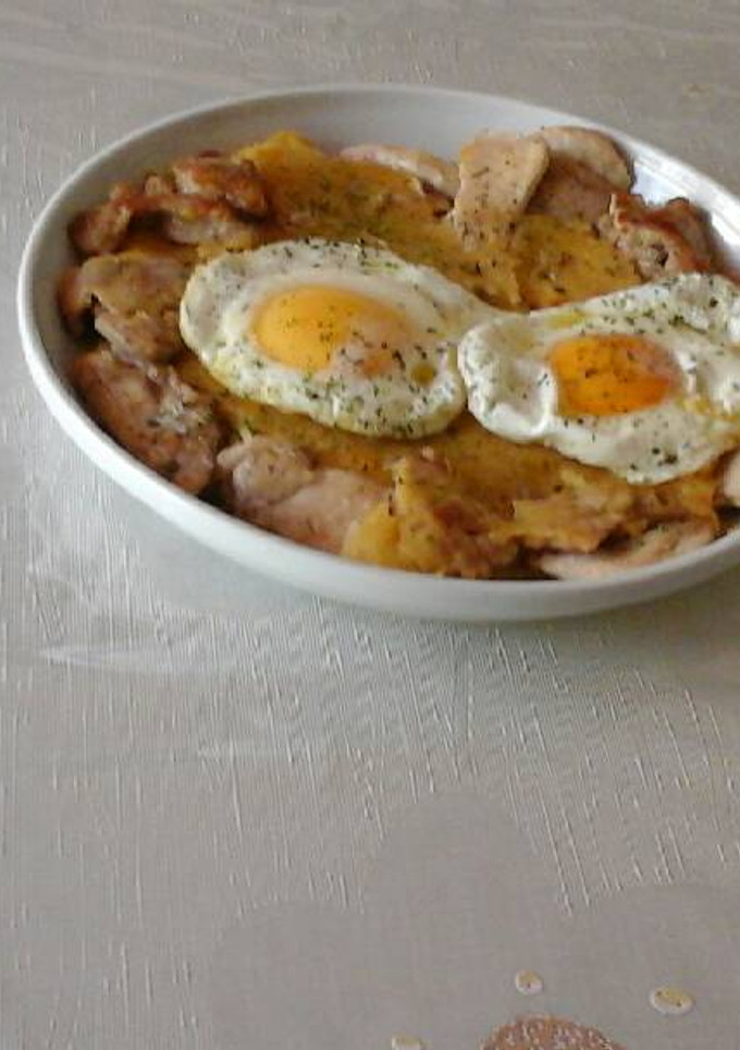 Una foto de Patatas revolconas a mi manera