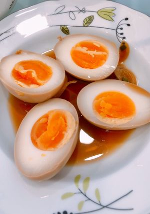 Hình của món Trứng lòng đào ngâm tương 🥚🥚.