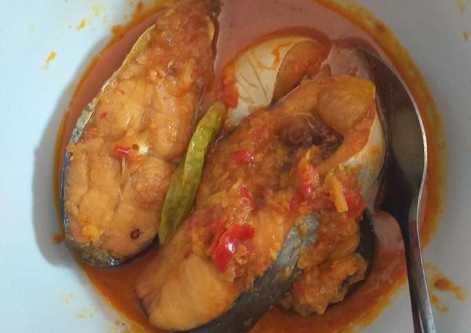 Resep Patin pedas bumbu kuning Anti Gagal