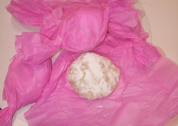 Polvorones de almendra en MC