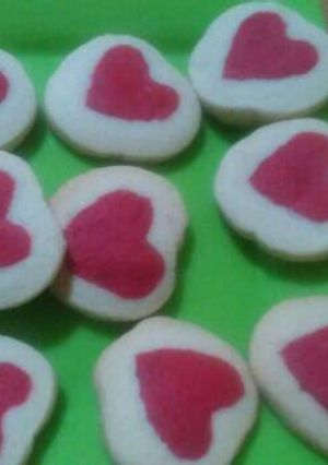 Una foto de Galletitas con centro de CORAZÓN